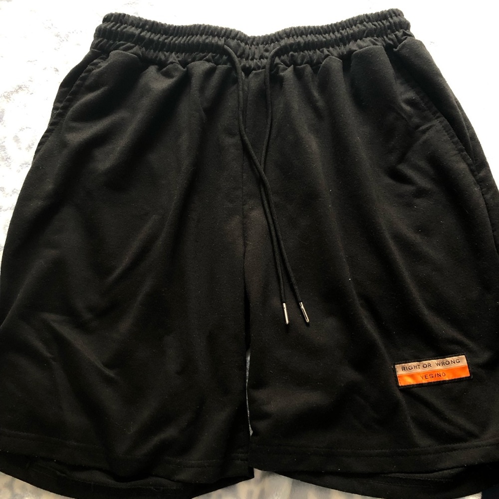 Men’s Black Shorts Size Medium